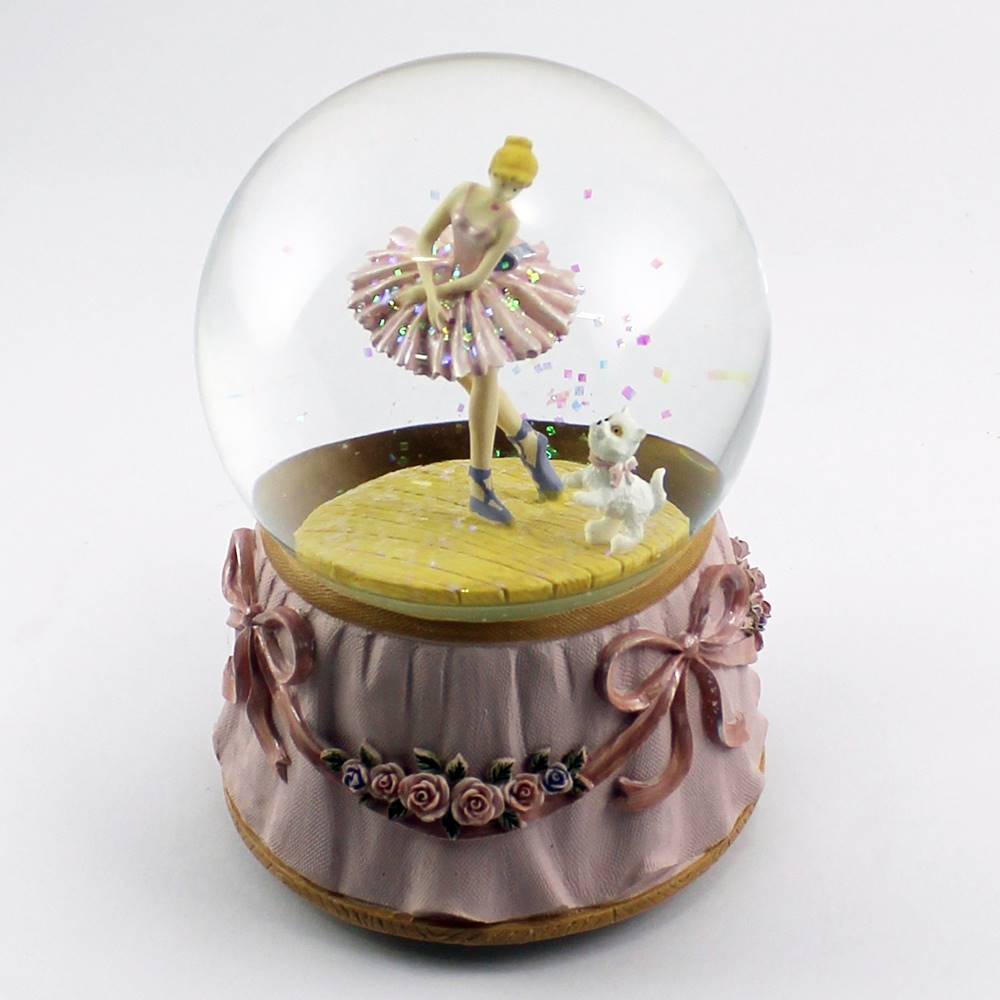 Globo de Neve com musica 183