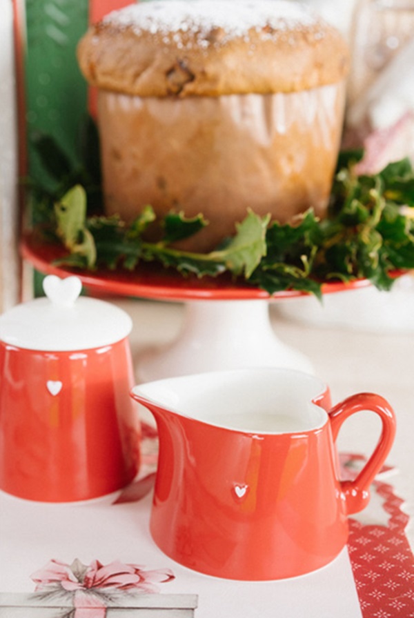 Jarro de leite em formato coração