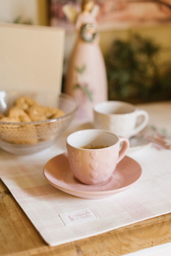 Conjunto de 6 Chávenas de Café com Pires - Corações em Relevo