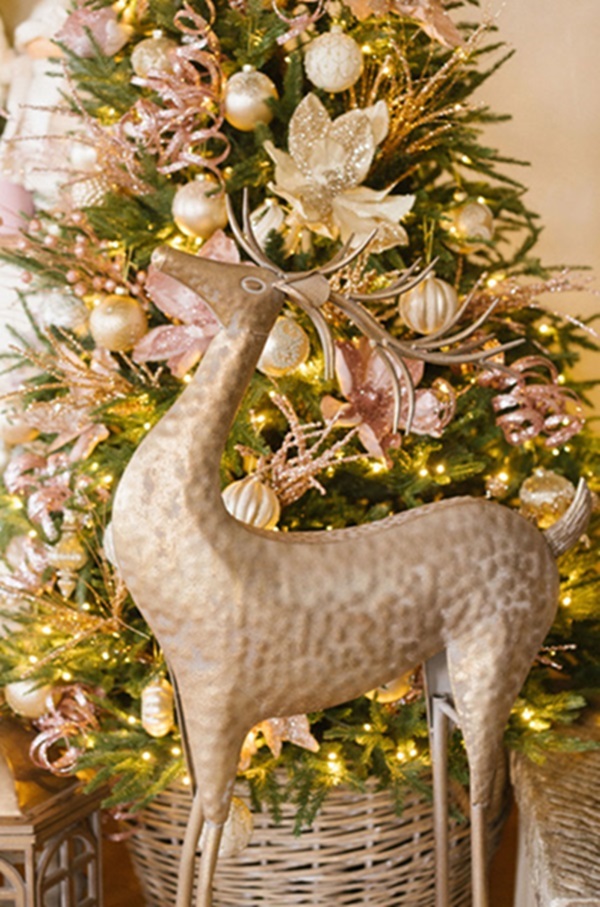 Rena Decorativa em Metal Dourado- 119,5cm