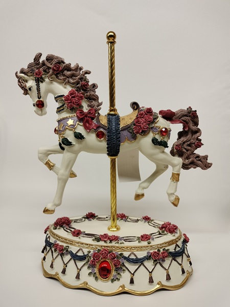 Cavalo de Carrossel com Música