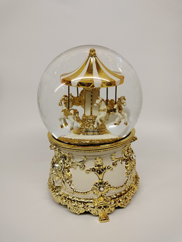 Globo Carrossel Dourado