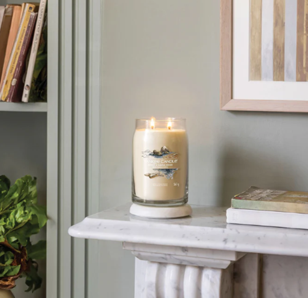 Yankee Candle Amber & Sandalwood