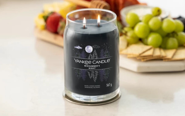 Yankee Candle Midsummer`s Night