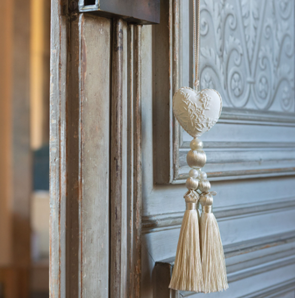 Pompom Coração com Pérolas Mathilde M – Marquise