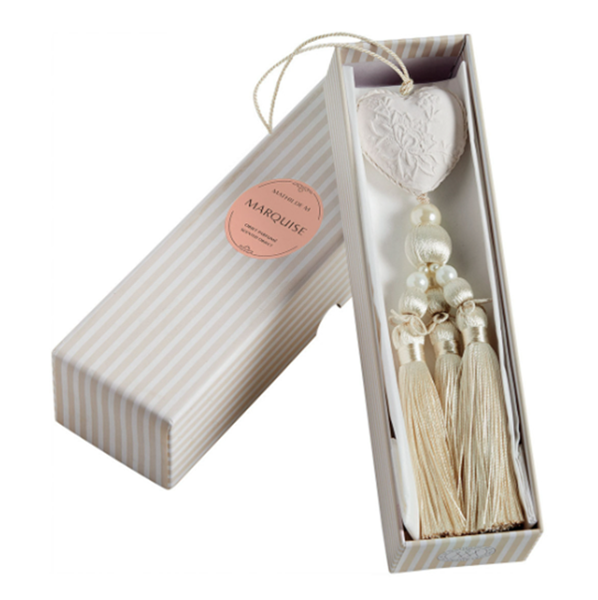 Pompom Coração com Pérolas Mathilde M – Marquise