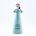 Anjo com mensagem: "Segue os teus sonhos!"