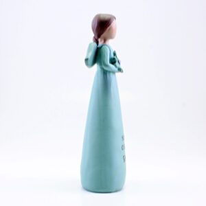 Anjo com mensagem: "Segue os teus sonhos!"