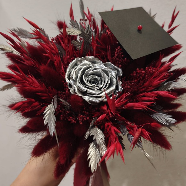 Bouquet Finalistas Flores Preservadas- Bordô e Prateado