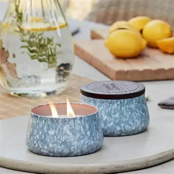 Vela Perfumada Exterior - Fresh Rain- Yankee Candle